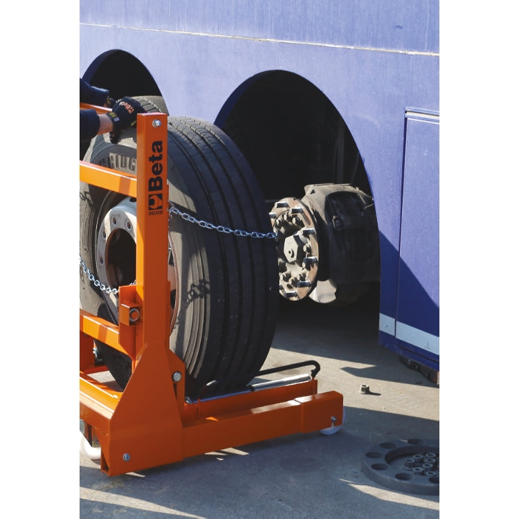 Sollevatore e posizionatore ruote Truck singole e gemellari Beta 3008N