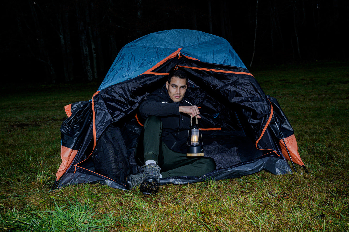 Lampada da campeggio a accumulatore LED CAL 1 350lm, IP44 BRENNESTUHL