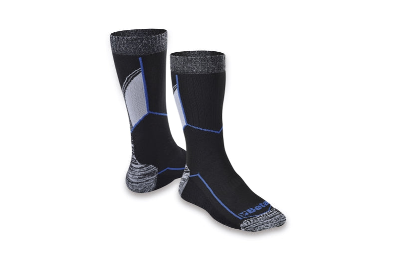 Calze corte con inserti in texture traspirante Beta 7425