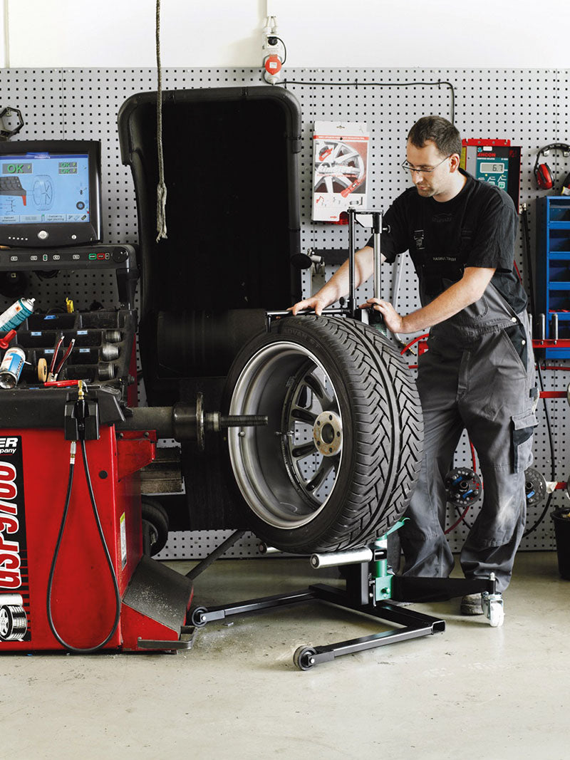 CARRELLO SOLLEVATORE PER AUTO, FURGONI E 4WD Compac CMWD60