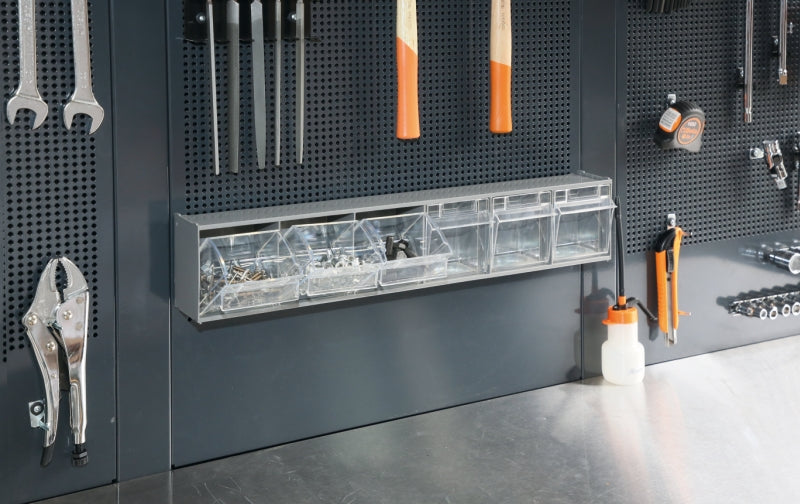 Portaminuterie a 6 vaschette in materiale plastico, con supporto Beta PM/6C