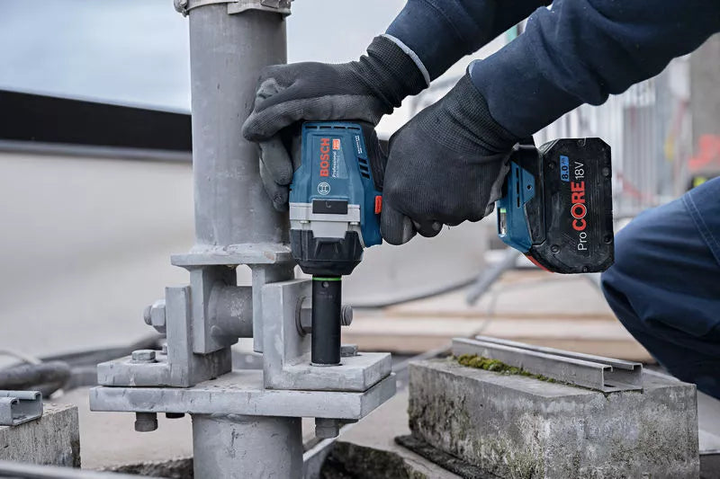 Avvitatore a massa battente a batteria Bosch GDS 18V-750 C Professional