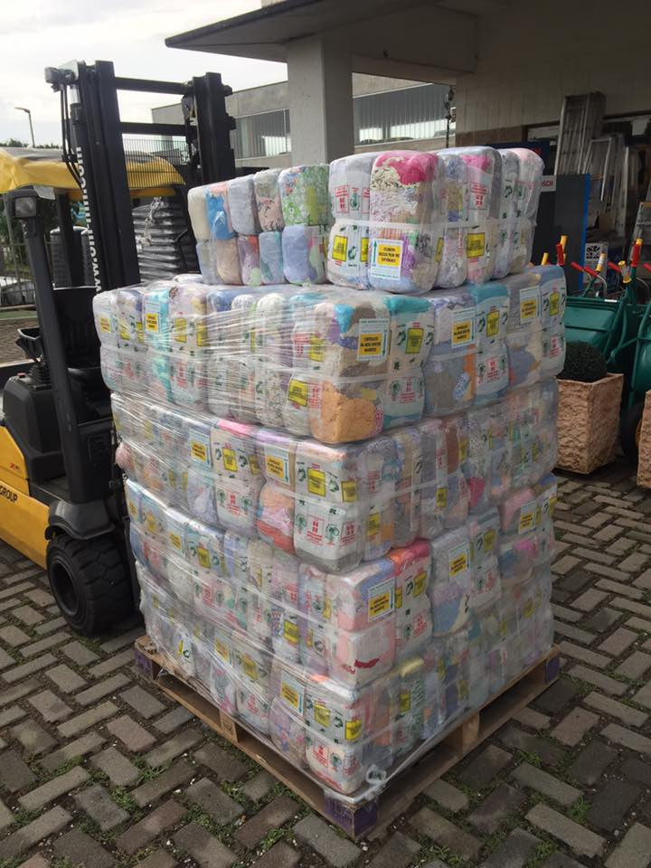 Pezzame stracci 1 scelta 20kg. 10 pacchi 2kg.