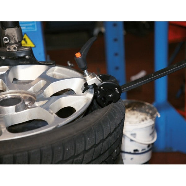 Attrezzo per smontaggio/montaggio pneumatici Beta 962M