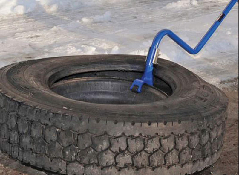 STALLONATORE PER PNEUMATICI AUTOCARRI BGS9095