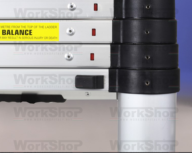 Scala telescopica STEPX Svelt a impacchettamento