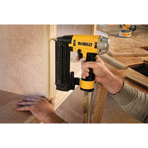 GROPPINATRICE 18 GAUGE PRECISION POINT DeWalt DPN1850PP-XJ