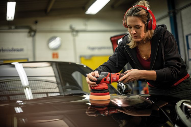 Lucidatrice rotorbitale a batteria Flex XCE 8 125 18.0-EC/5.0 Set