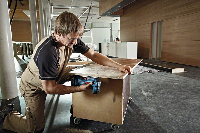 Seghetto alternativo a batteria Bosch GST 18 V-LI S Professional 5Ah