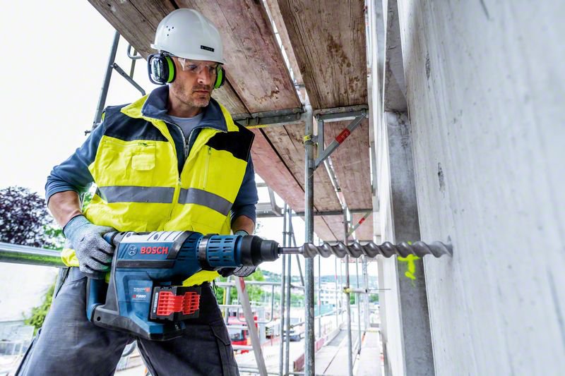 Martello perforatore a batteria BITURBO SDS max GBH 18V-45 C Bosch Professional